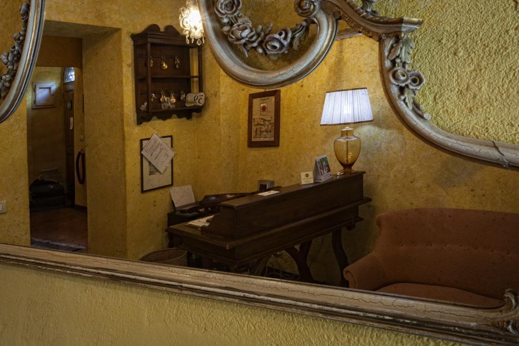 Fra Paolino B&B - Locanda Di Montisi Eksteriør billede